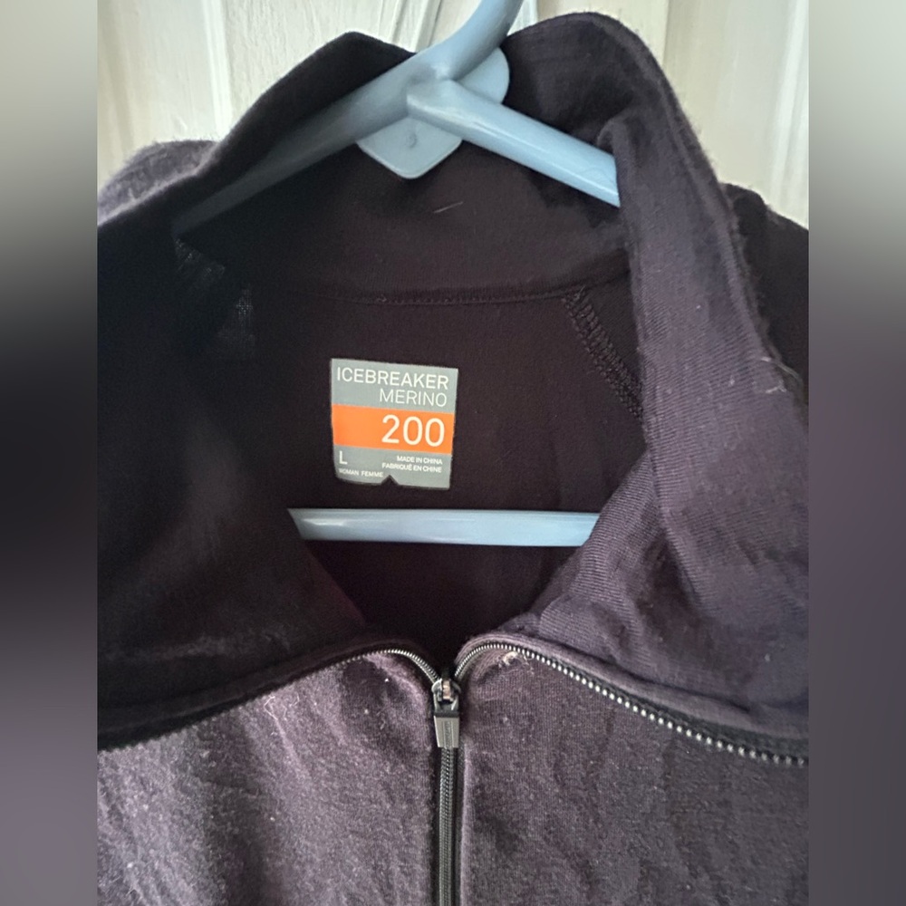 Icebreaker Merino Wool WL 200 Oasis Long Sleeve Half Zip Thermal Purple
